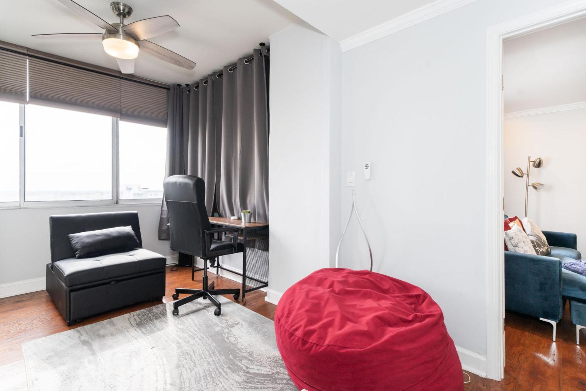 21Floor-Renovated 2Br,1Bath King And Queen Bed And Parking Atlanta Eksteriør billede