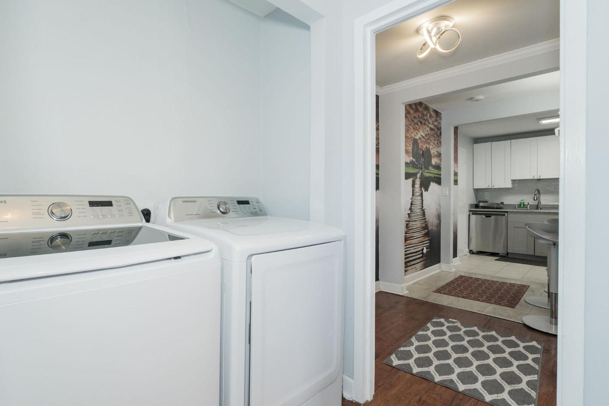 21Floor-Renovated 2Br,1Bath King And Queen Bed And Parking Atlanta Eksteriør billede