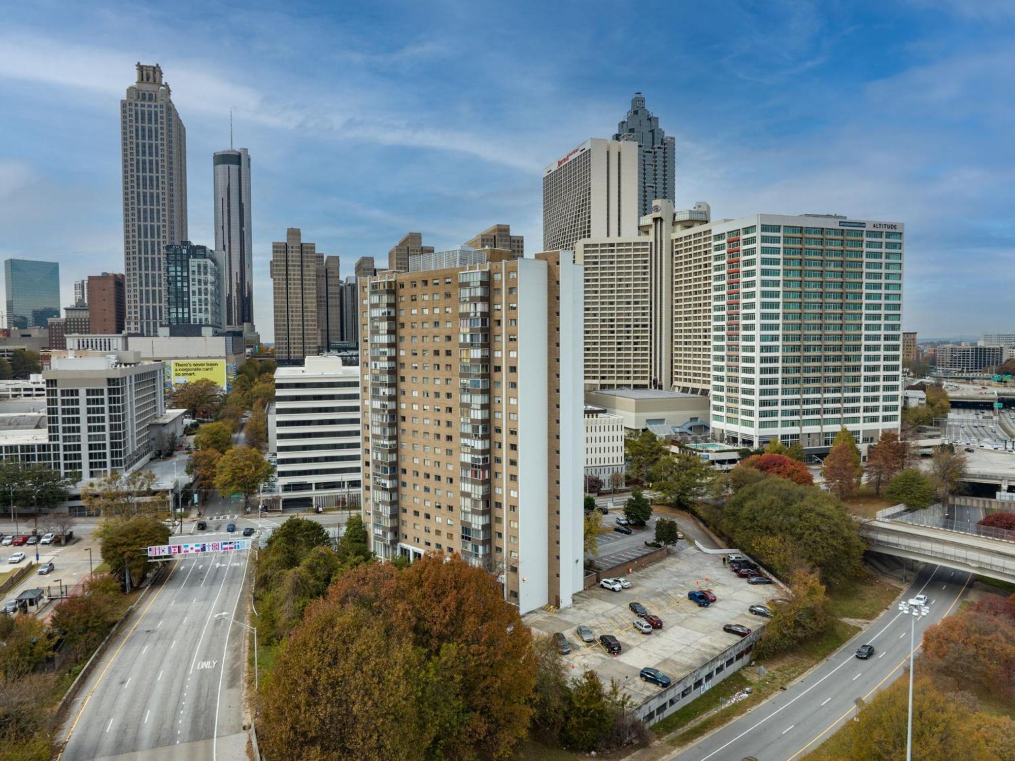 21Floor-Renovated 2Br,1Bath King And Queen Bed And Parking Atlanta Eksteriør billede